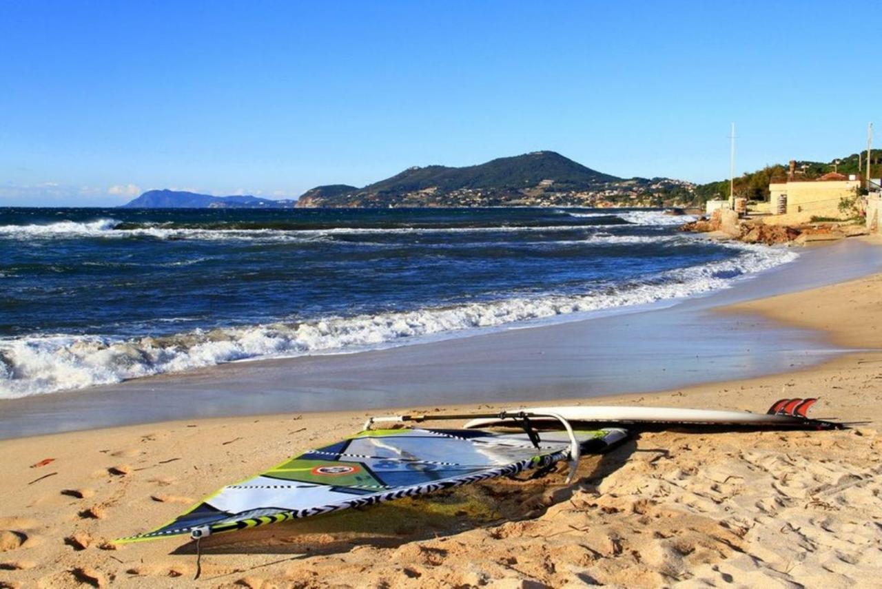 Port La Gavine Vue Mer イエール エクステリア 写真